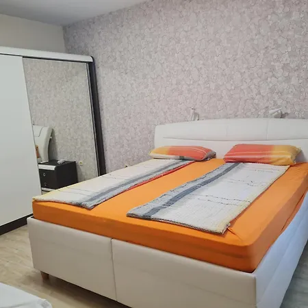 Botanika Apartamento *