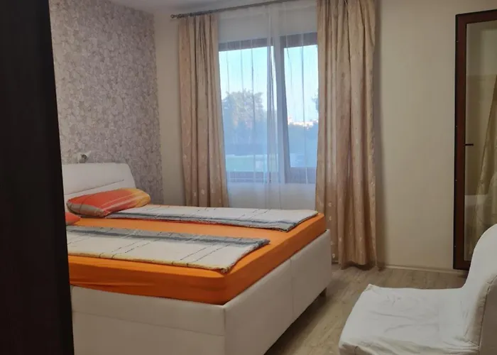 Botanika Apartment *